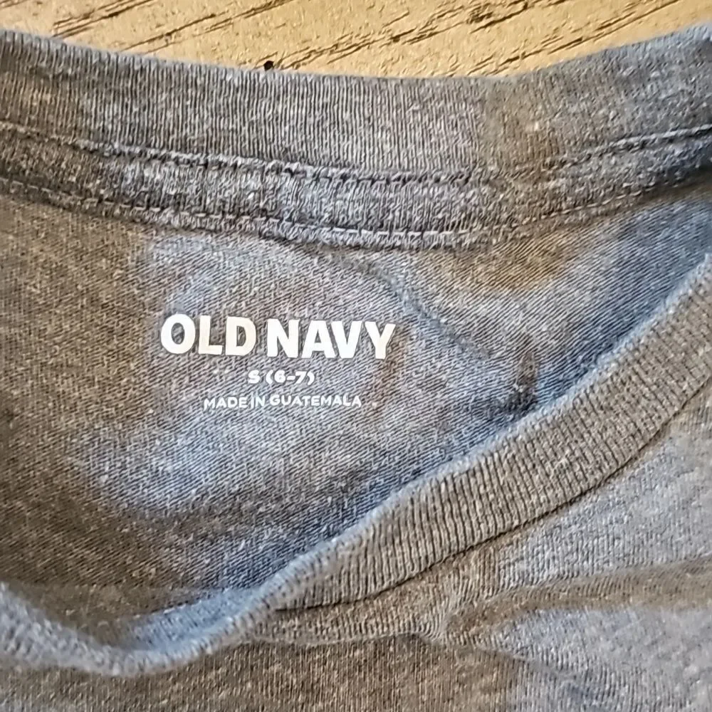 Game day long sleeve shirt size 6-7 Old Navy